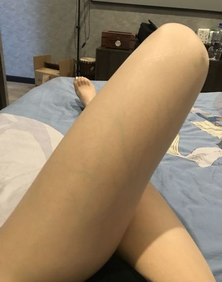 我的亲女让我进去了视频