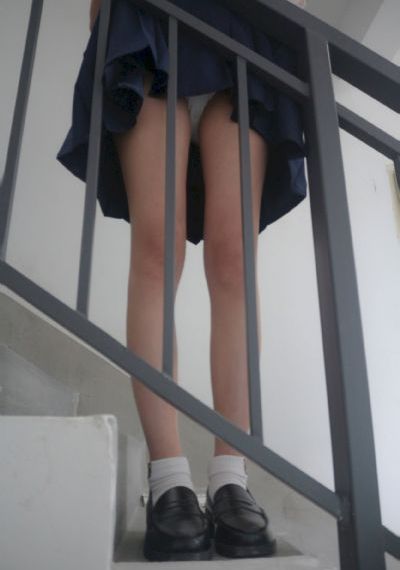 只摸一分钟也
