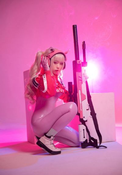 秋霞特色aa大片