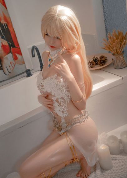 乳房与月亮