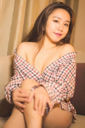 后宫露营动漫