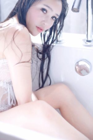 曹查理 奸魔