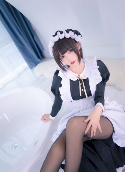 年轻的嫂子观看