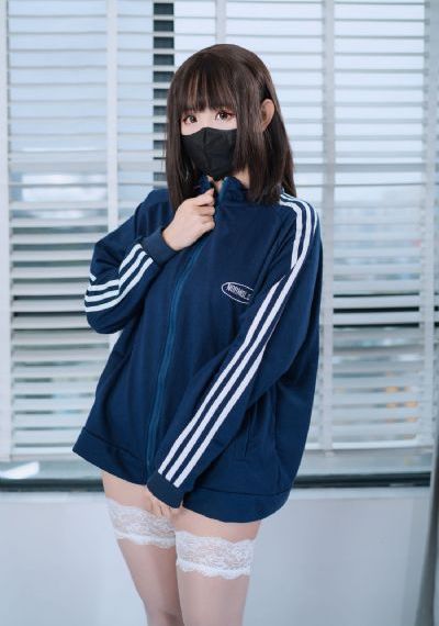 吉冈奈奈子