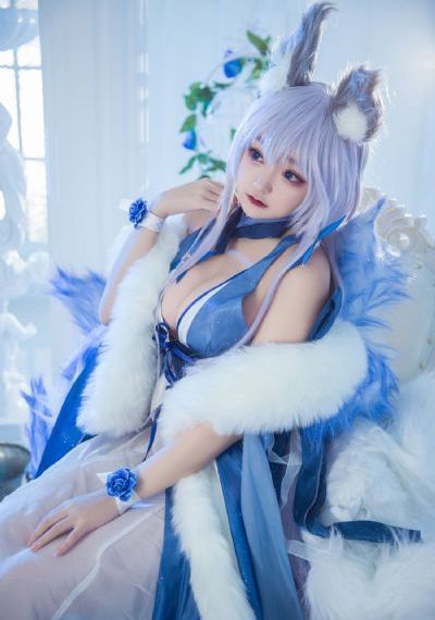 春潮烂漫海堂红