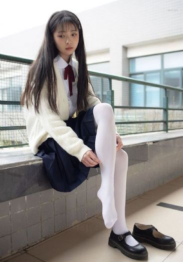 年轻的嫂子中文字幕
