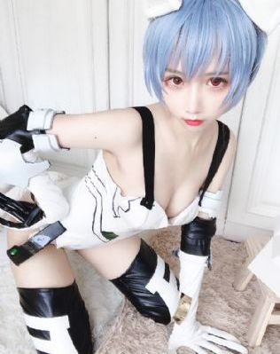 闪婚老公捧我当歌星免费观看